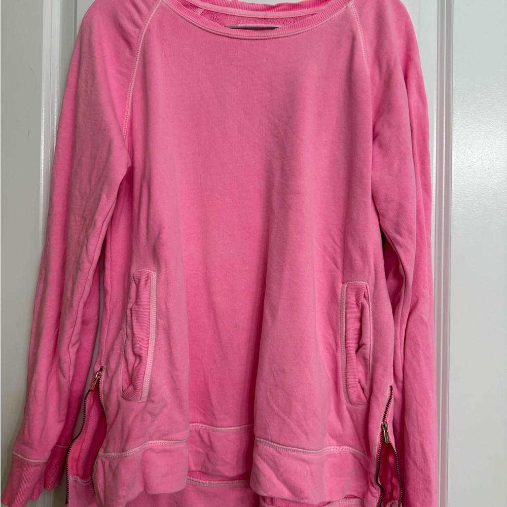Lilly Pulitzer Luxletic Beach Comber Pullover size large pink.